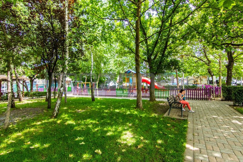 Militari- Margelelor 3 Camere, 86 mp, decomandat, 2 balcoane, zona de case,