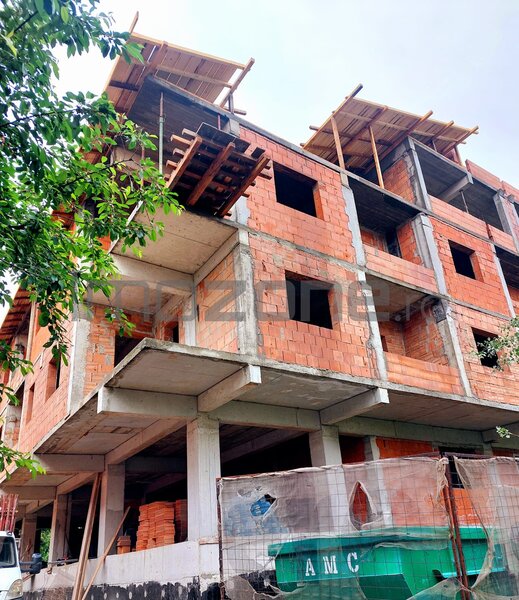 Militari- Margelelor 3 Camere, 86 mp, decomandat, 2 balcoane, zona de case,